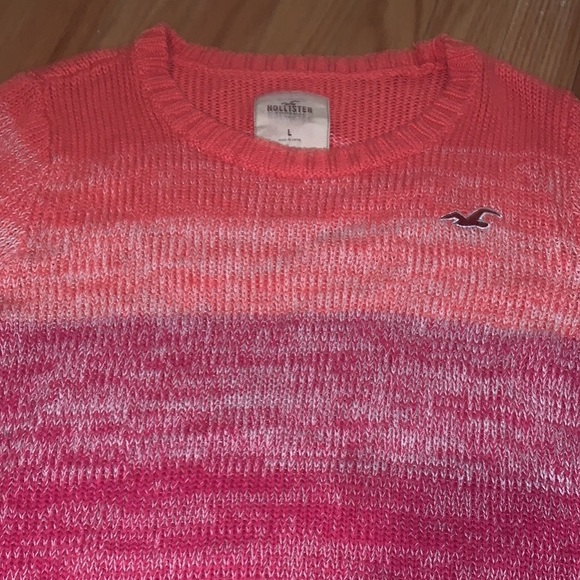 Hollister Sweater - Picture 3 of 4